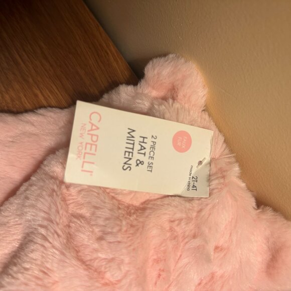 Capelli New York Toddler Faux Fur Hat & Mittens Set Pink 2T–4T NWT - Picture 3 of 3